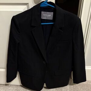 Everlane Classic Navy Blue Sport Coat.    Size 2